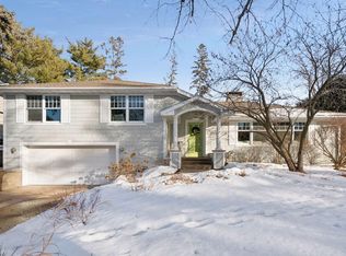 5521 Halifax Ln, Edina, MN 55424