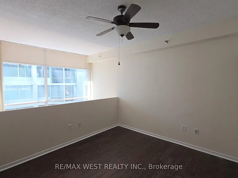 71 Front St E #411 — Photo 20