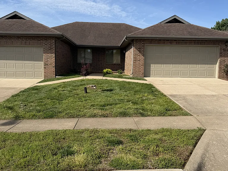 4039 S Fort Ave — Photo 1