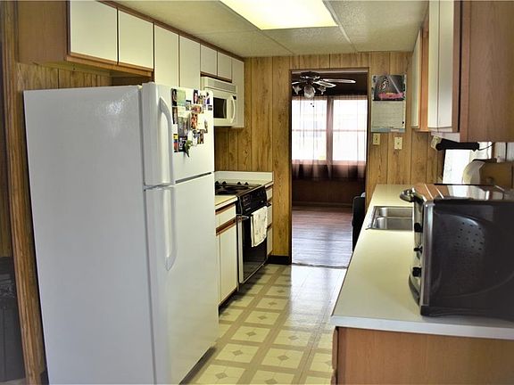 5th image of 1643 Lawton Ave