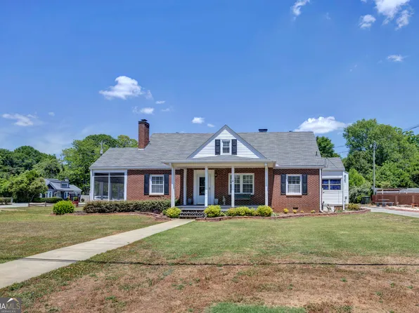 6127 Newton Dr NE, Covington, GA 30014
