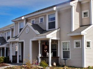 31 Old Campus Dr, Portland, ME 04103