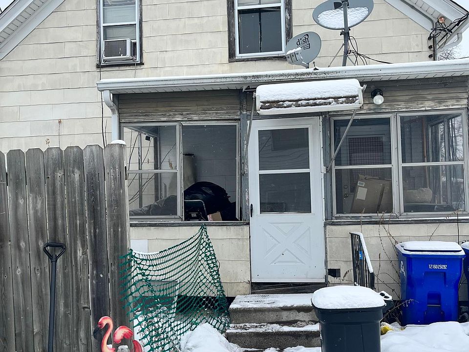 2nd image of 534 Blair Ave