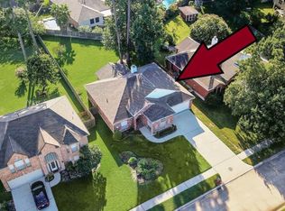25710 Bearborough Dr, Spring, TX 77386