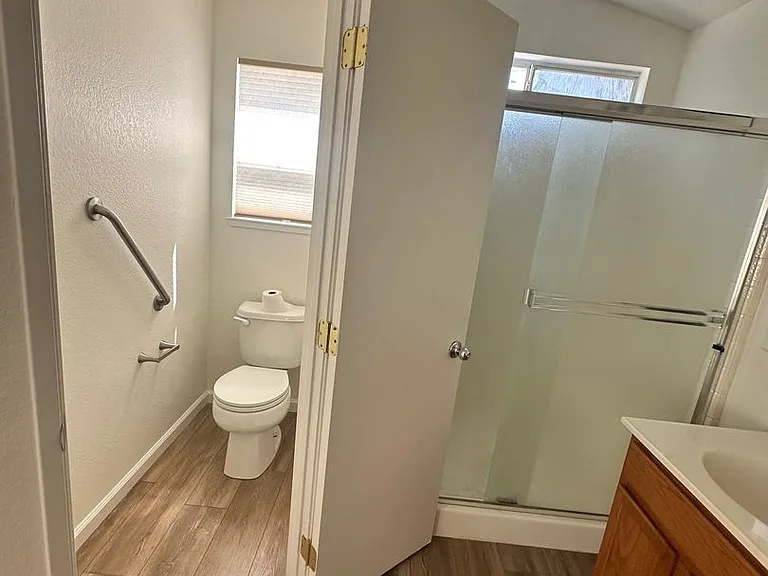 4918 Hearthwood Ct — Photo 8