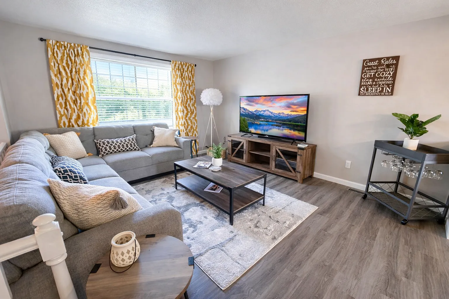 4 bed, 1915 sqft, $6,500 — Photo 4