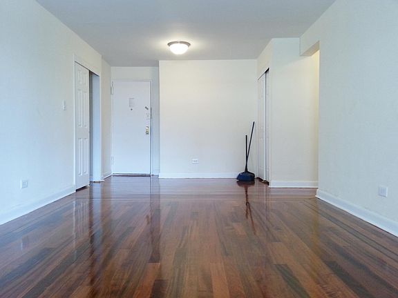 5th image of 14030 Beech Ave #3C