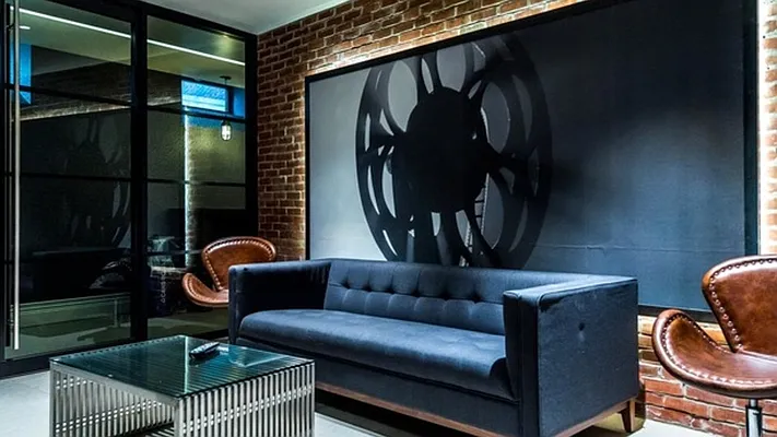 Rented by Nooklyn NYC LLC | media 98