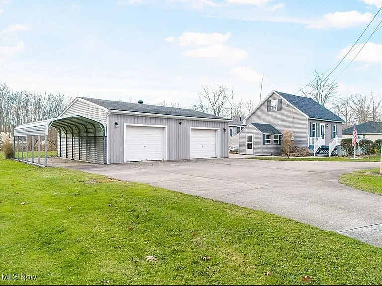 3696 Lynn Rd — Photo 15