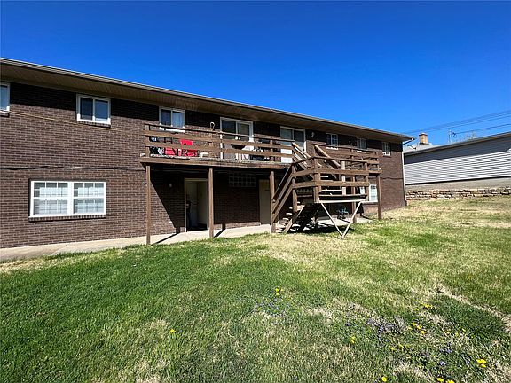 3rd image of 1250 Lakeshore Dr