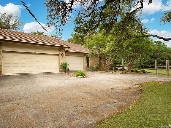 5th image of 26009 Oak Nest Ln