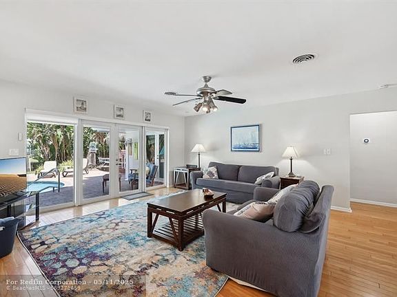 4th image of 6240 NE 19th Ave #1
