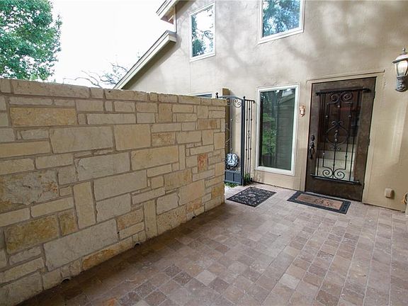 5th image of 220 Lido St