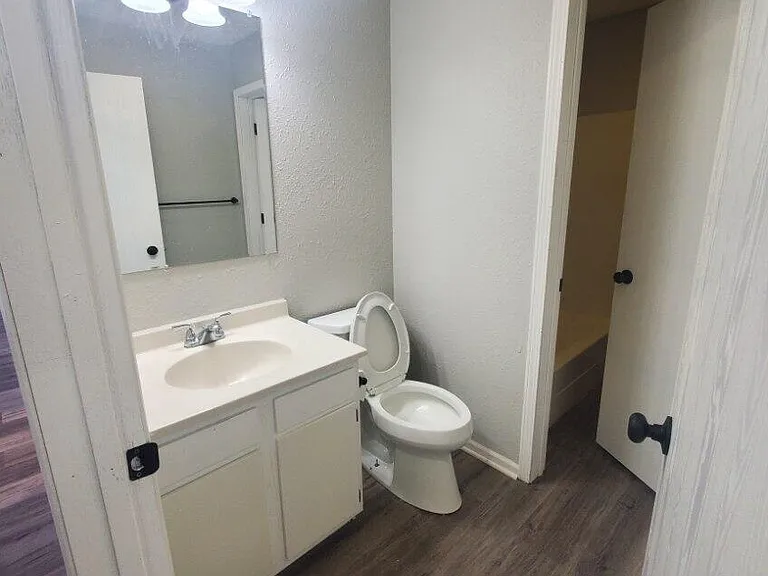 2024 N Section St #14 — Photo 5