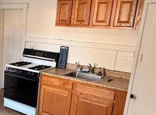 494 Wilson St APT 2, Manchester, NH 03103