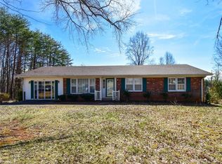 990 Anglin Mill Rd, Stoneville, NC 27048