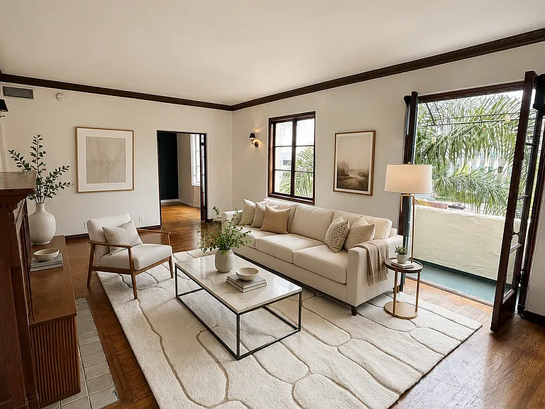 Los Altos A Legendary Residence at 4121 Wilshire Blvd — Photo 28