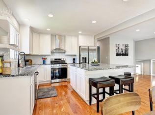 2610 Lakeshore Ave, Little Canada, MN 55117