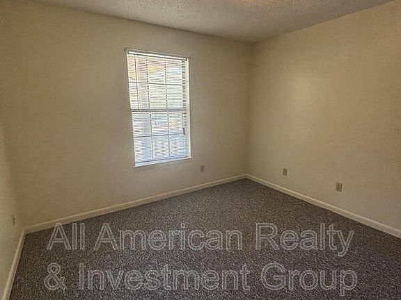 5th image of 112 Bayou View Dr Unit E