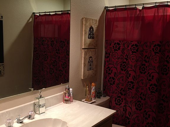 2nd Bathroom