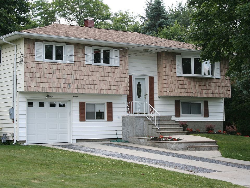 1st image of 14 Katherine St