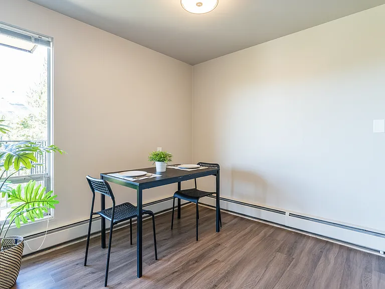 Hamlin Place — Photo 12
