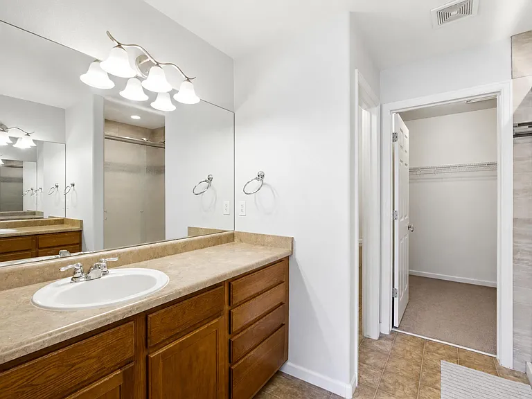3329 Apple Blossom Ln — Photo 10
