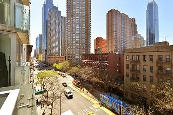 Rented by William Raveis Real Estate | media 7