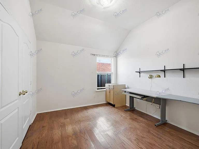 2229 White Rock Ln — Photo 14