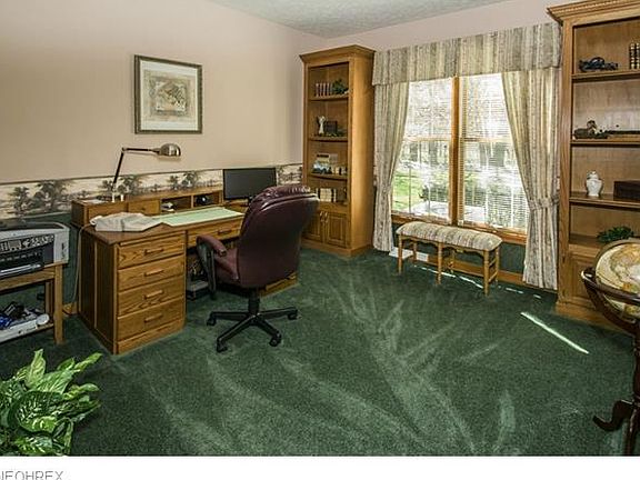 4th image of 35987 Falcon Crest Ave