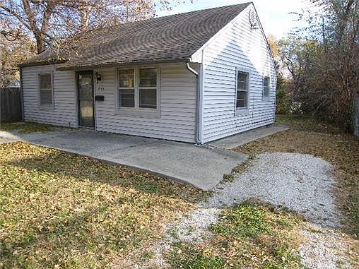 2nd image of 4905 Natoma St