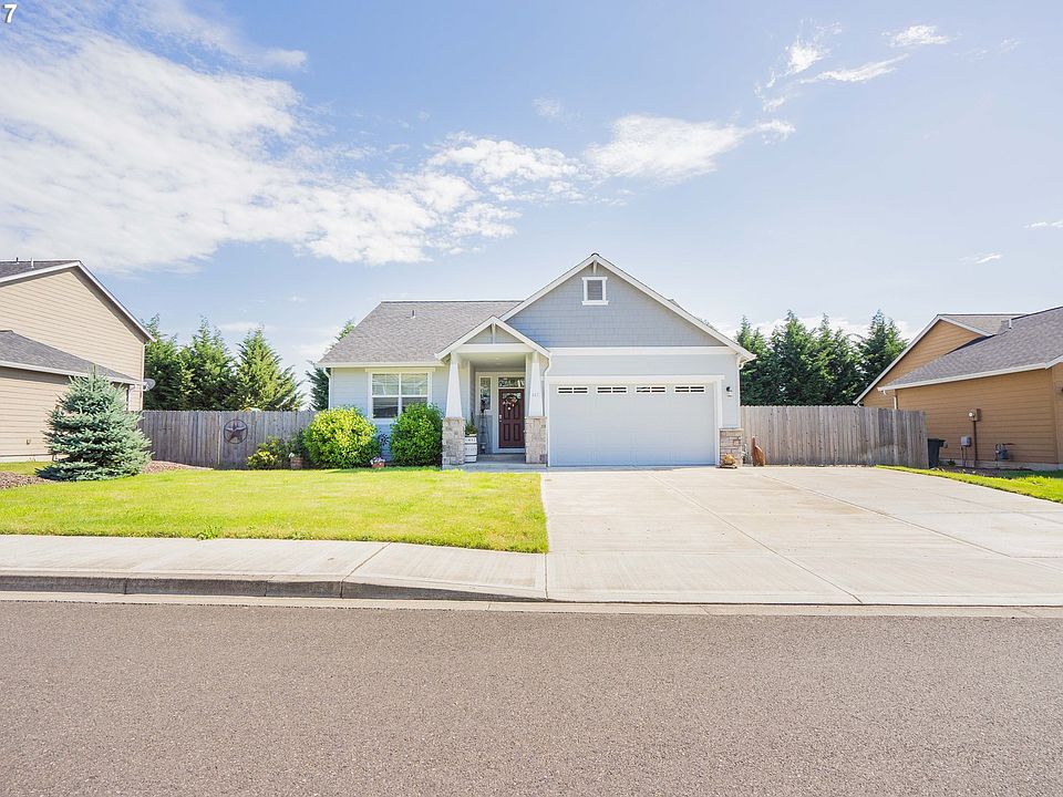 1st image of 417 Twin Flower Dr S