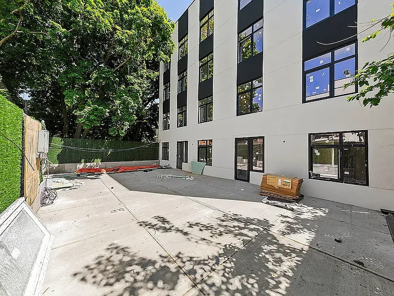 1259 Saint Marks Ave #10 — Photo 9