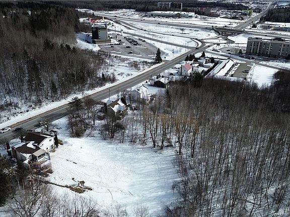 2nd image of LOT Mapleton Rd