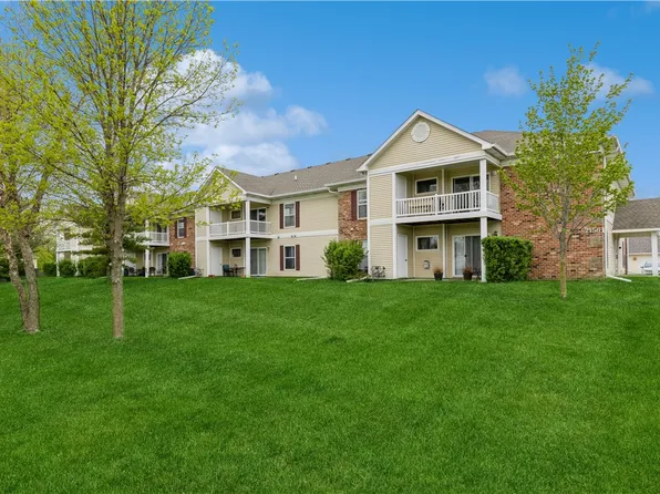 2156 NW 156th St Unit 11, Clive, IA 50325