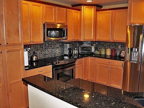 3rd image of 5194 NE Schoeler Cir