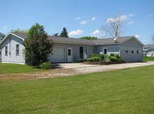 220 Oak St, Millersburg, IN 46543