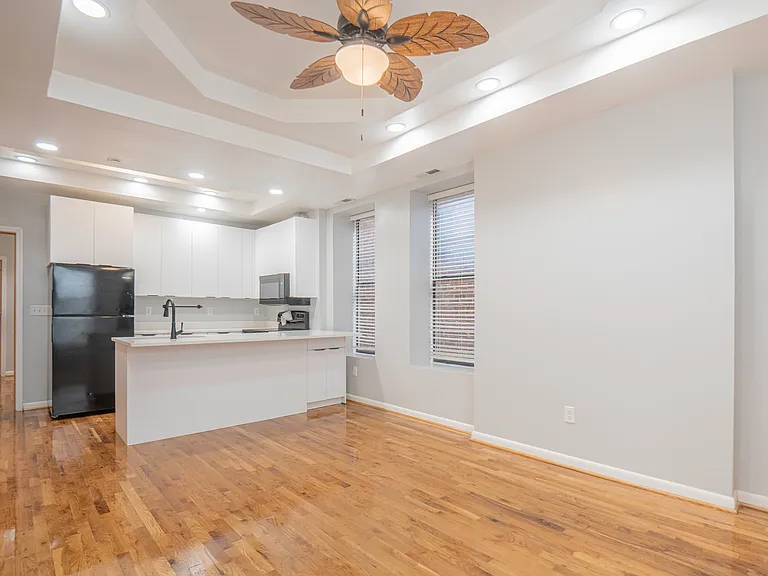 802 Central Ave #4 — Photo 7