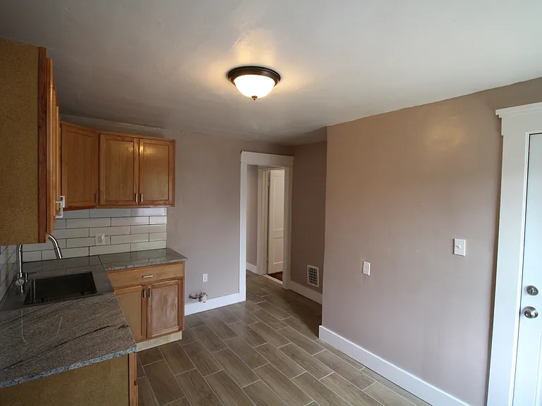 101 Baxter St #2 — Photo 5