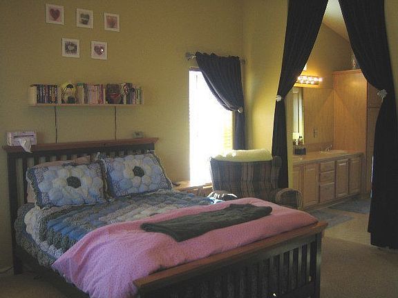 4th image of 10076 Nicolas Dr Unit C
