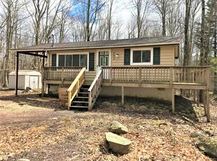 282 Wyalusing Dr, Pocono Lake, PA 18347