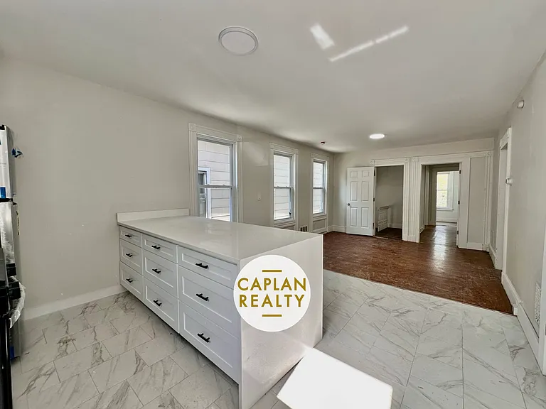 345 Ellsworth Ave #B — Photo 6