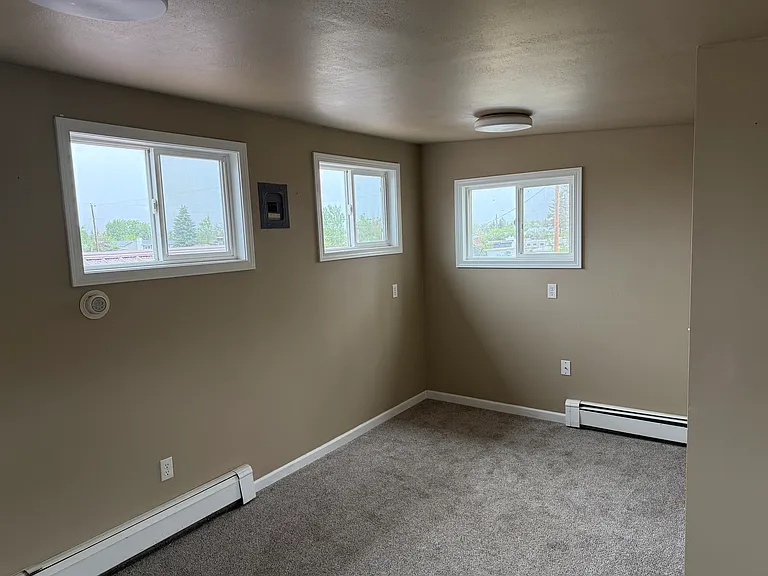 850 Sierra Rd W — Photo 20