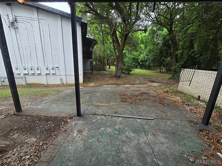3737 Wesley Dr — Photo 15
