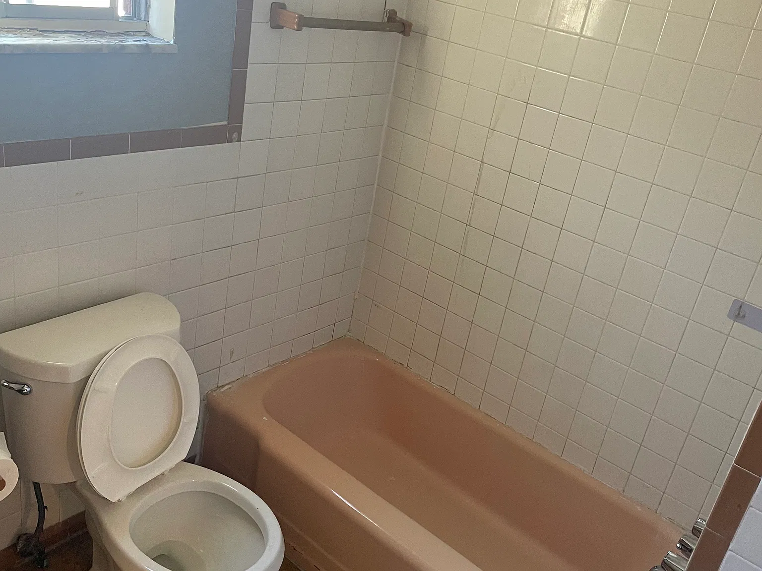3 bed, 1232 sqft, $1,600 — Photo 3