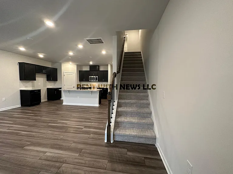 5124 Anamosa St — Photo 14