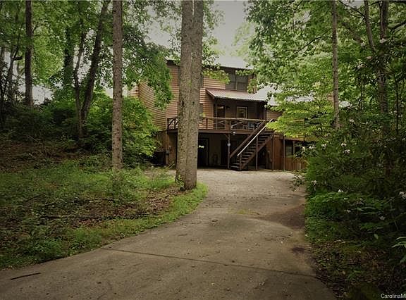 2nd image of 675 Country Club Dr