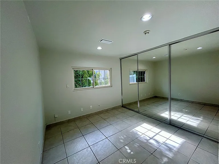 3132 Estado St — Photo 19