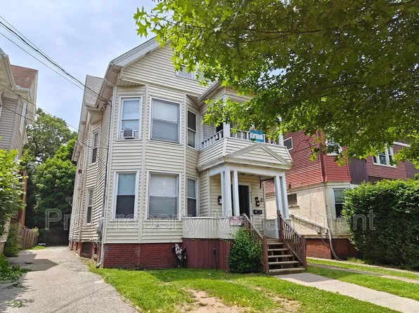1644 Chapel St #3, New Haven, CT 06511