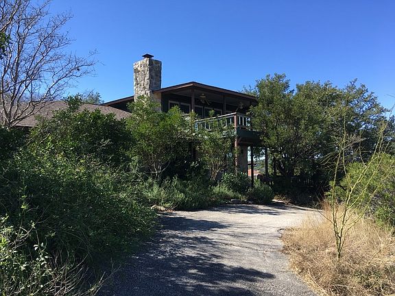 2nd image of 1912 Highlands Dr
